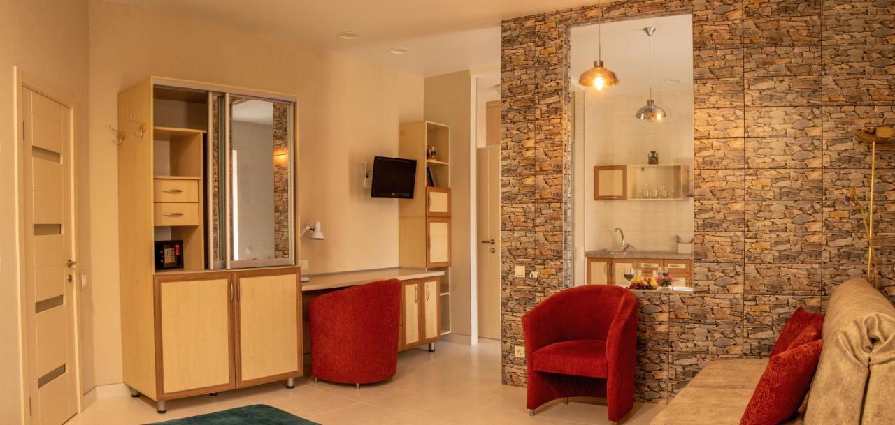 Sana Hostel Κχαρκίβ Εξωτερικό φωτογραφία